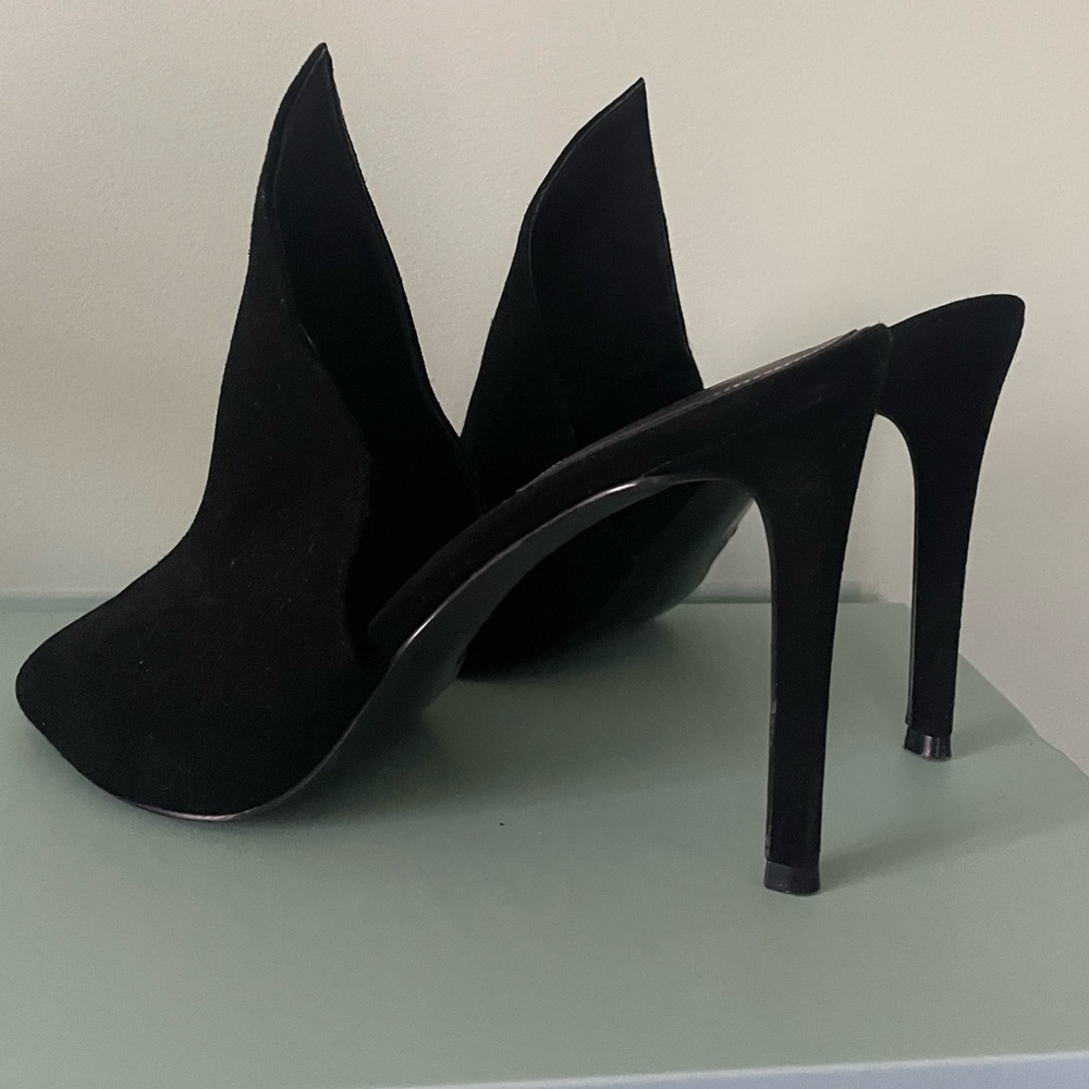 Women's Black Open-Toe Heels - Picture 5 of 12